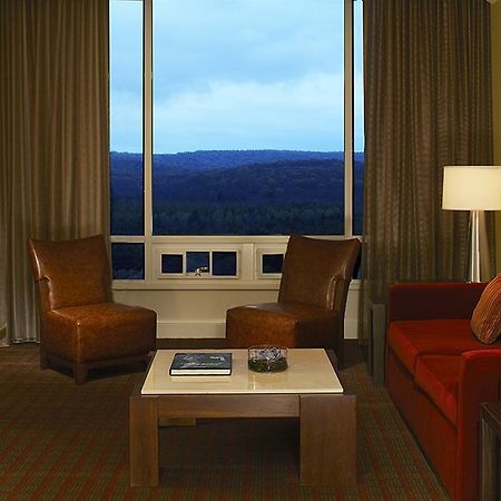 Great Cedar Hotel At Foxwoods レッドヤード・センター エクステリア 写真