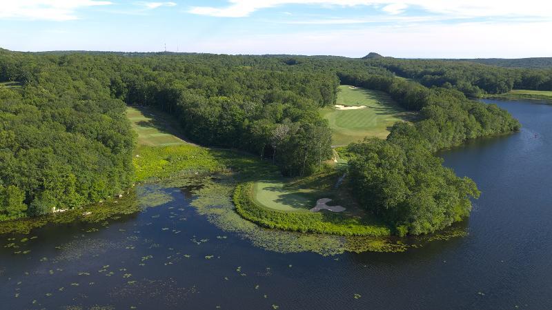Great Cedar Hotel At Foxwoods レッドヤード・センター エクステリア 写真