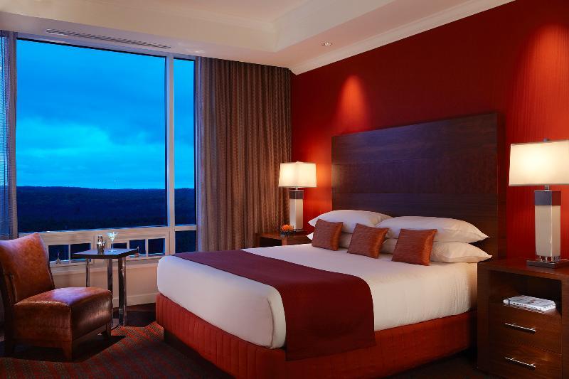 Great Cedar Hotel At Foxwoods レッドヤード・センター エクステリア 写真