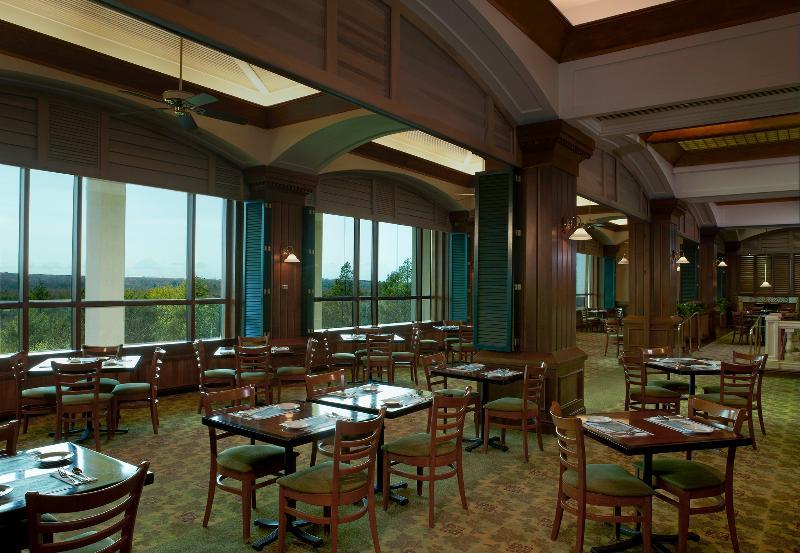 Great Cedar Hotel At Foxwoods レッドヤード・センター エクステリア 写真